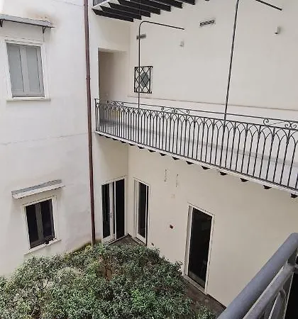 Di Fresco Apartments Luxury Suites Palermo Exterior photo